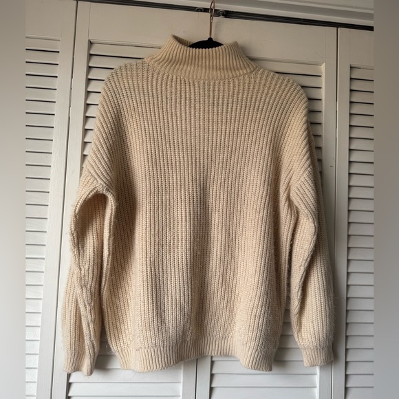 H&M Sweaters - H&M Cream Turtleneck Sweater